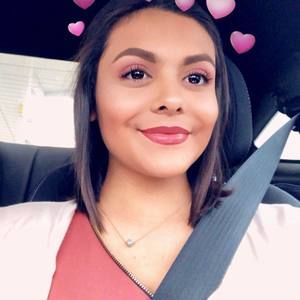 Meet your Posher, Melina